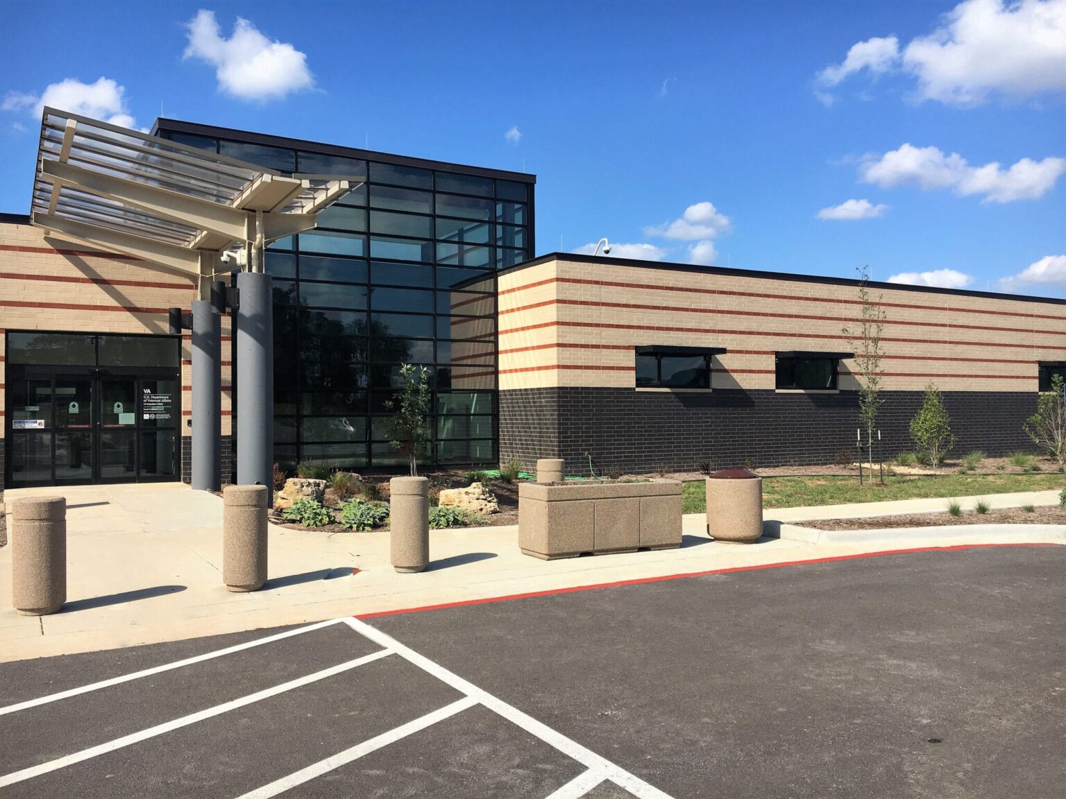 veterans affairs clinic south entry